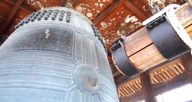 東京で年末に除夜の鐘を打てるお寺